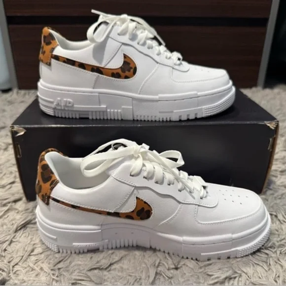 WMNS Nike Air Force 1 Pixel ‘Leopard Print’ - Picture 3 of 8